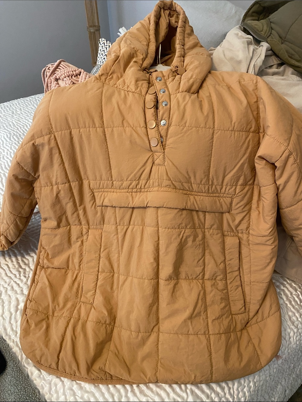 Women’s Quilted Pullover Jacket - Tan